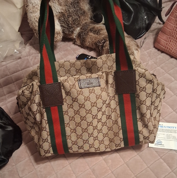 Gucci Handbags - Gucci BOSTON  BAG VINTAGE EXCELLENT CONDTION